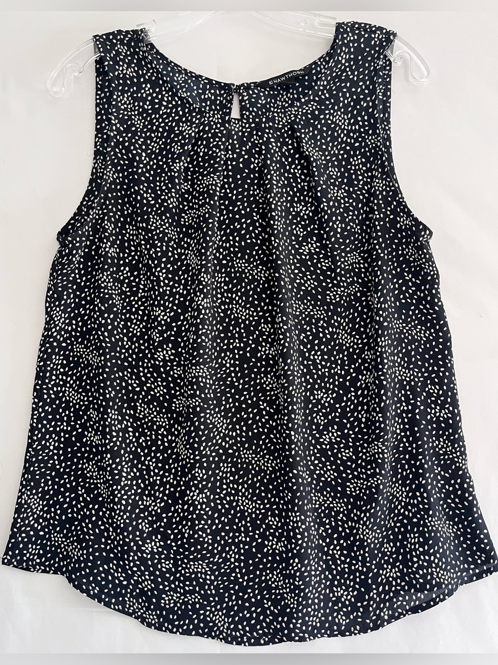 41 Hawthorn Pleated High-Neck Abstract Dot Tank M